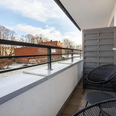 Old Town Aesthetic Deep Blue In By Renters Appartement *