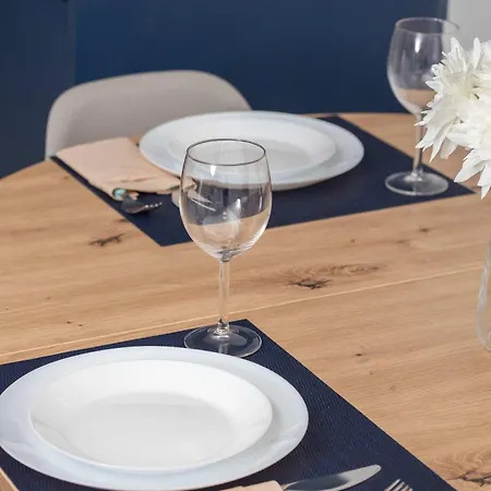 Appartement Old Town Aesthetic Deep Blue In By Renters *